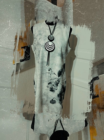 Product image 1 of 8