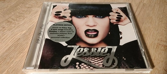 Product image 1 of 3