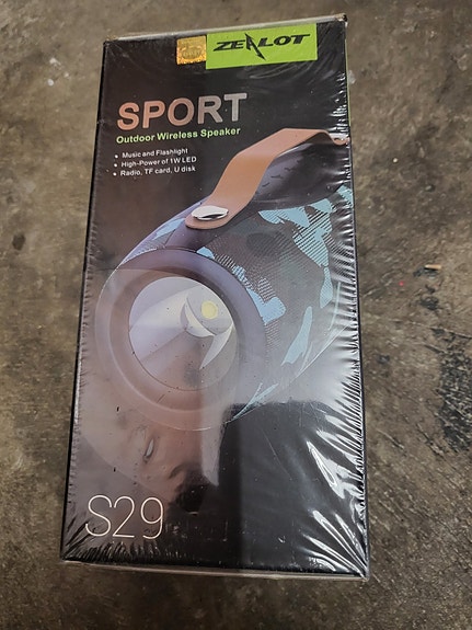 Product image 1 of 3