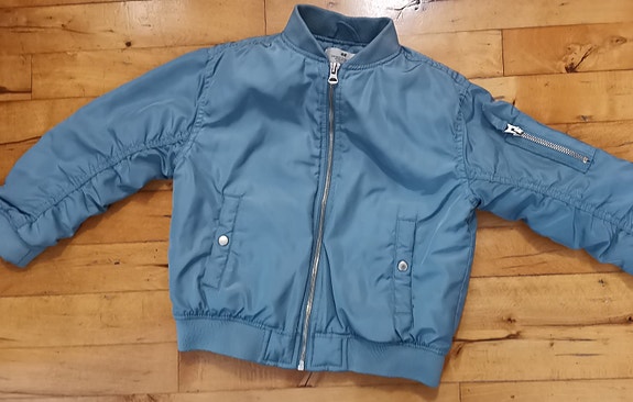 Product image 1 of 8