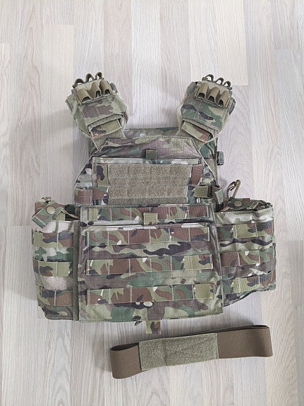 Product image 1 of 2