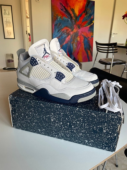 Product image 1 of 8