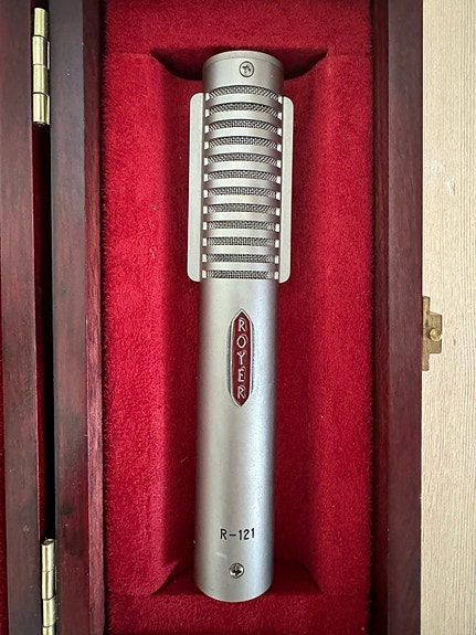 Product image 1 of 4