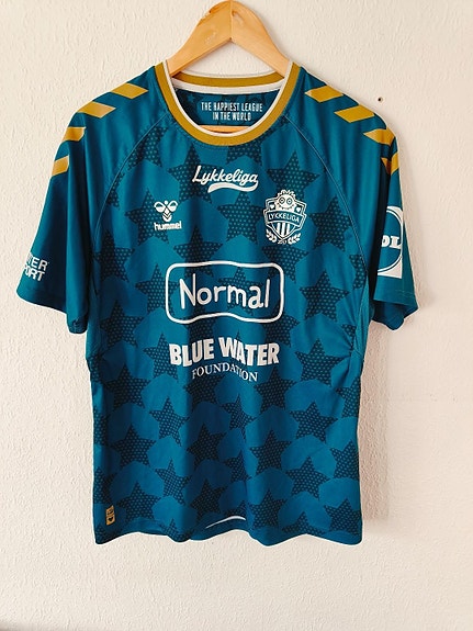 Product image 1 of 3