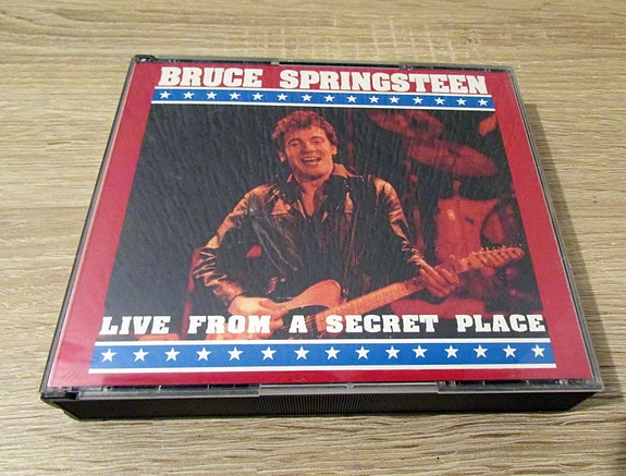 Product image 1 of 3