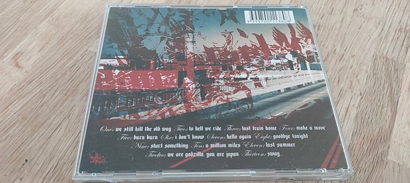 Product image 2 of 3