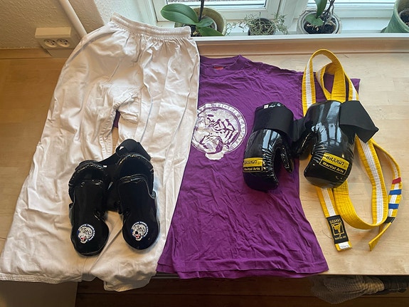 Product image 2 of 8