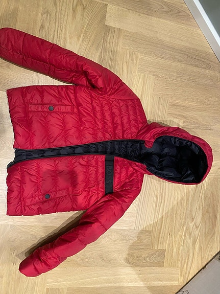 Product image 1 of 2