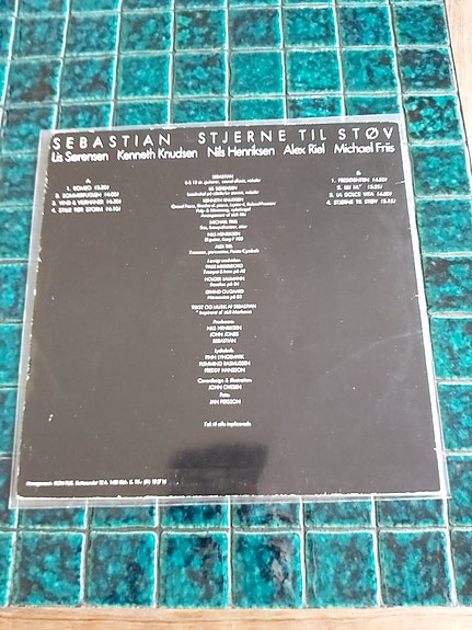 Product image 2 of 4