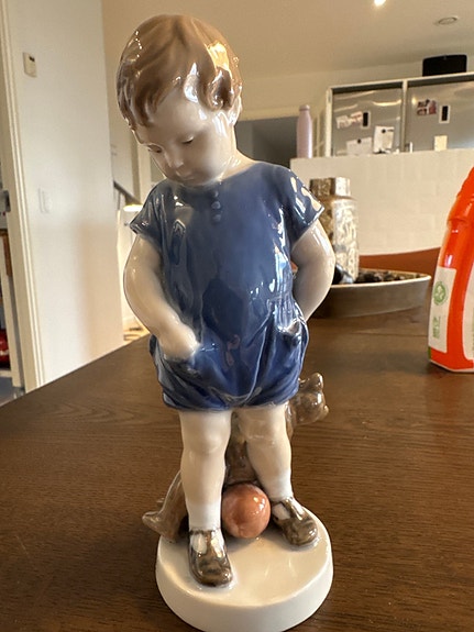 Product image 1 of 3