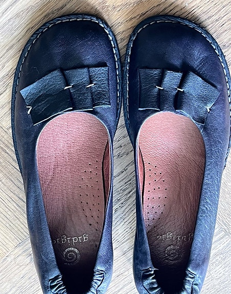 Product image 1 of 8