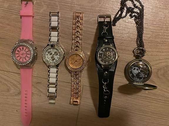 Product image 1 of 4