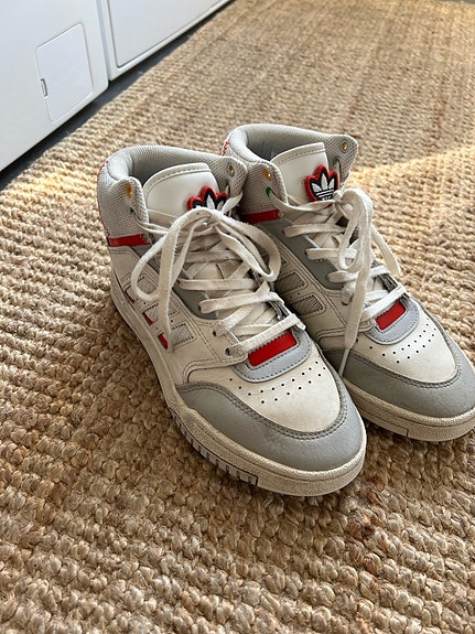 Product image 1 of 6