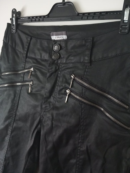 Product image 1 of 7