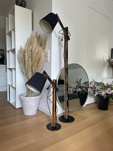 Product image 1 of 8