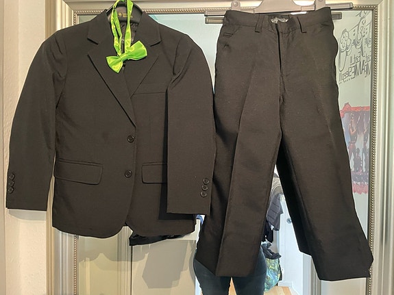 Product image 1 of 2