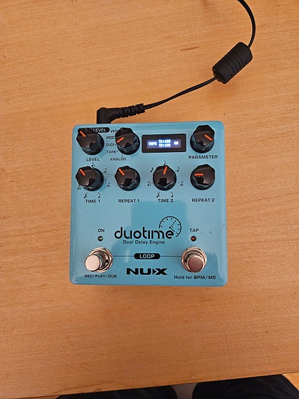 Product image 1 of 2