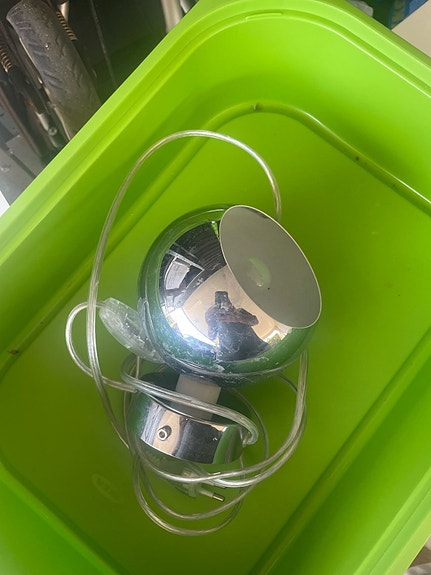 Product image 1 of 2