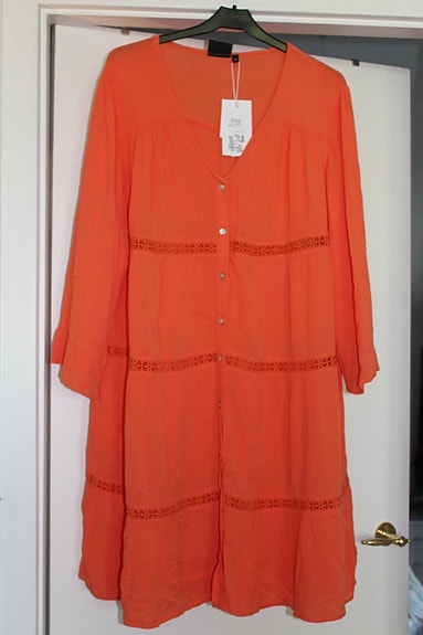 Product image 1 of 8