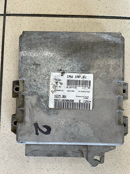 Product image 1 of 4