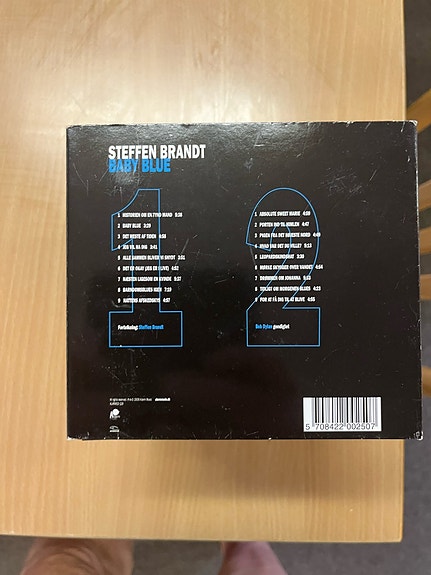 Product image 1 of 2