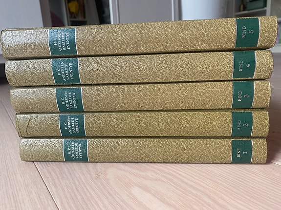 Product image 1 of 4