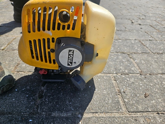 Product image 1 of 8