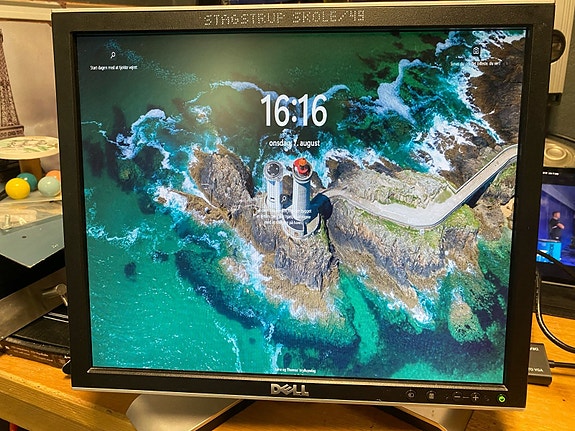 Product image 1 of 3