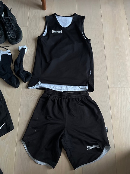 Product image 1 of 6