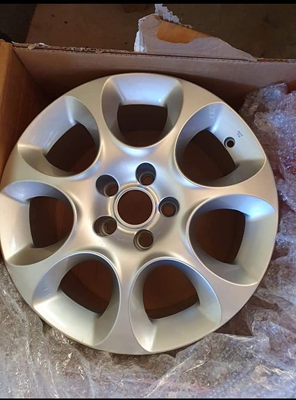 Product image 1 of 3
