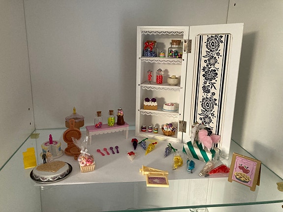 Product image 1 of 8