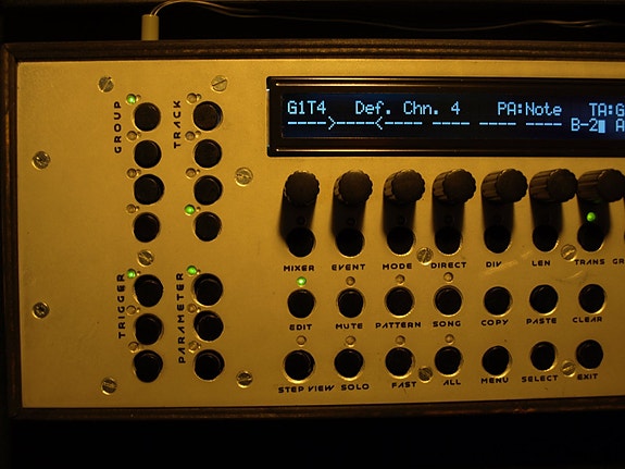 Product image 2 of 7