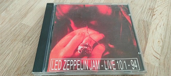 Product image 1 of 3