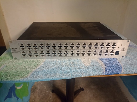 Product image 1 of 5