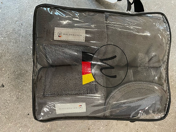 Product image 1 of 3