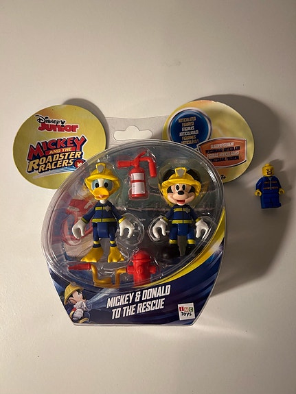 Product image 1 of 2