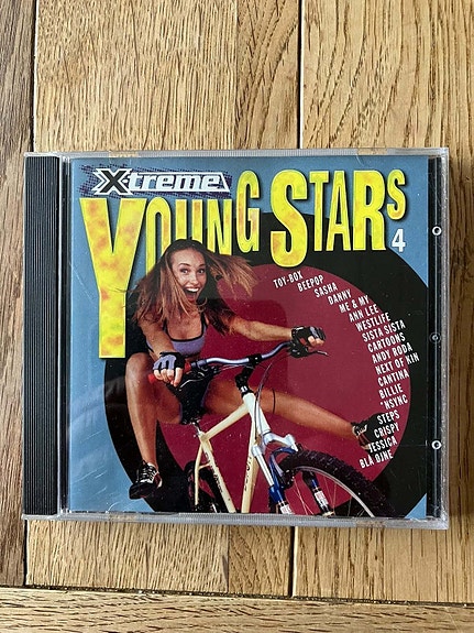 Product image 1 of 2