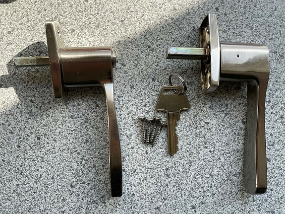 Product image 1 of 7