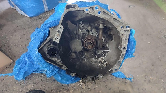 Product image 1 of 3