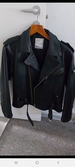 Product image 1 of 6