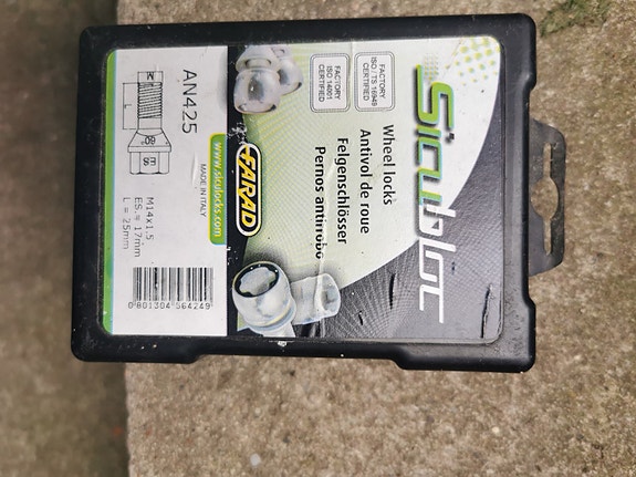 Product image 2 of 2