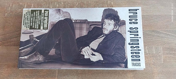 Product image 1 of 5