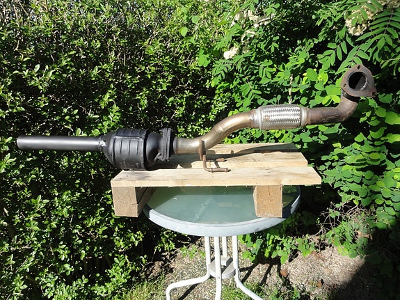 Product image 1 of 2