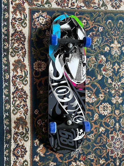 Product image 1 of 2