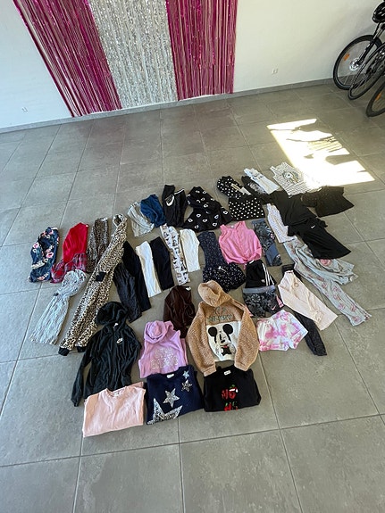 Product image 1 of 8