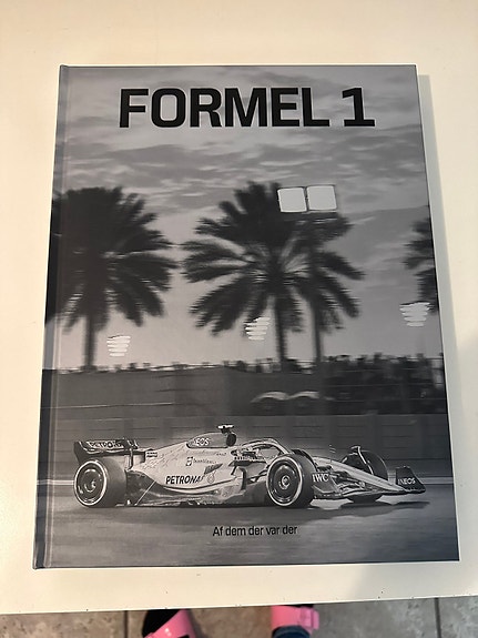 Product image 1 of 8