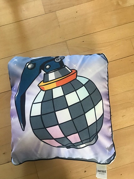 Product image 1 of 2