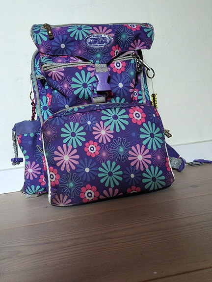 Product image 1 of 4