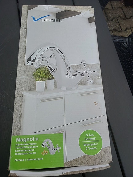 Product image 1 of 2