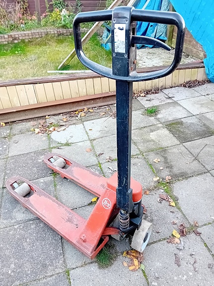 Product image 1 of 3